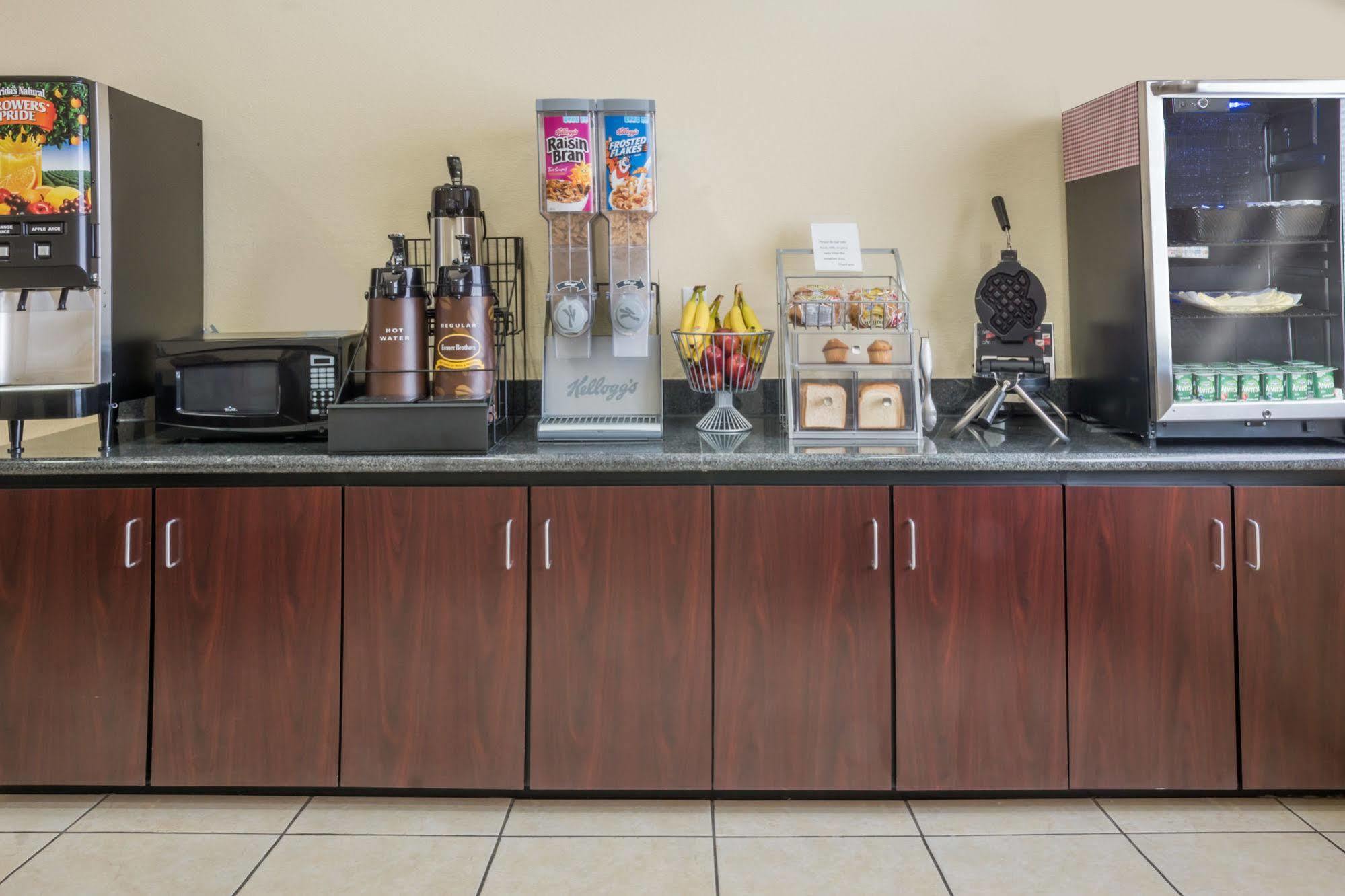 Super 8 by Wyndham Harker Heights Killeen Fort Hood Exterior foto